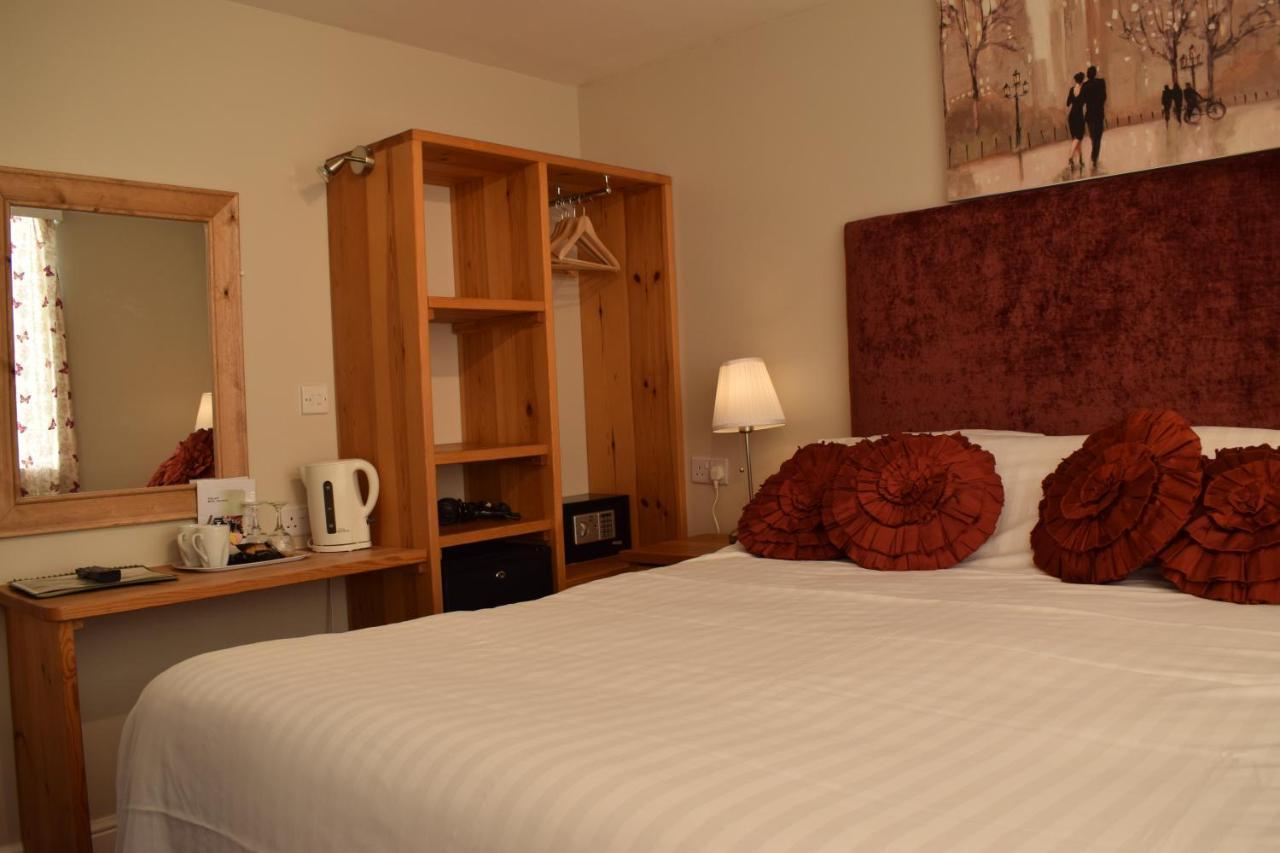 Castle Green Bed And Breakfast Ashbourne  Ngoại thất bức ảnh